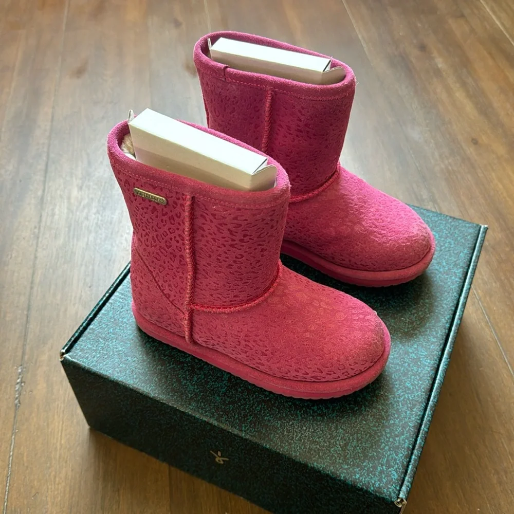 Size 11 EMU Australia leopard brumby berry rogue water proof suede wool boots
